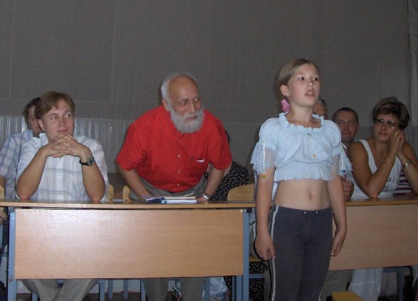 Детские писатели Дмитрий Суслин и Валерий Воскобойников на встрече с юными читателями 